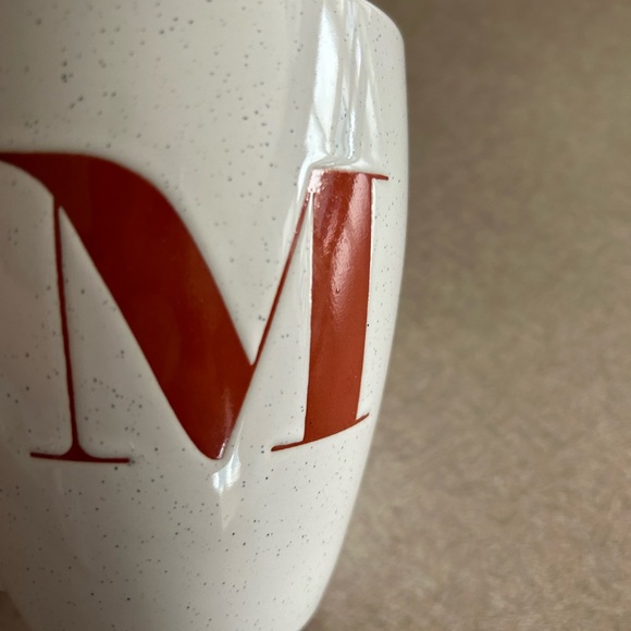 M initial mug, dishwasher and microwave safe - Picture 4 of 4